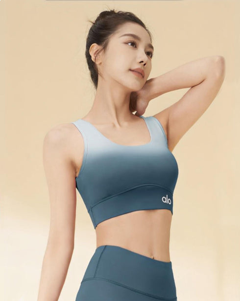 Women's Seamless Padded Sports Bra