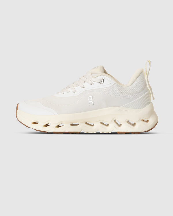 ON CLOUD LOEWE