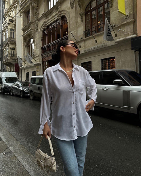 STYLE-White-Backless Shirt