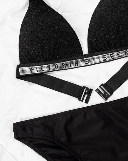 Vs LADY BIKINI