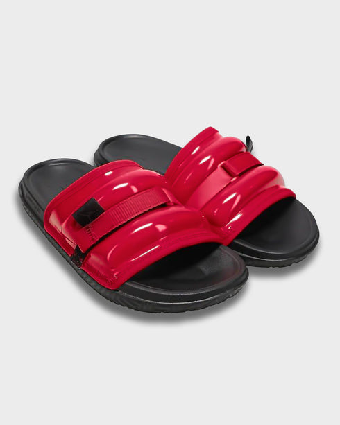 PLAY SLIPPER