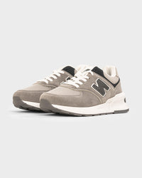 NEW BALANCE 997 RUNNING SHOES