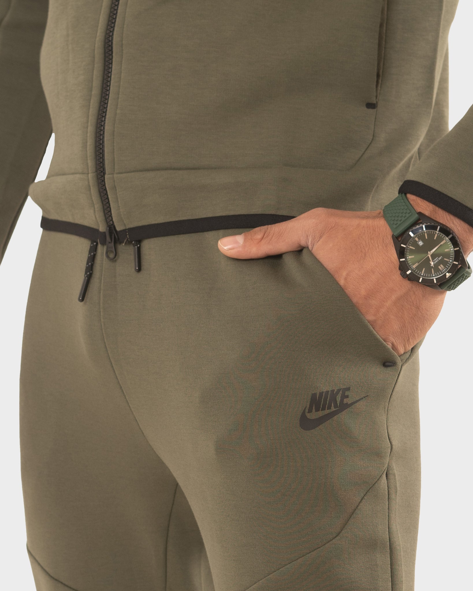 SPORTSWEAR TECH FLEECE Hashtag Official Store