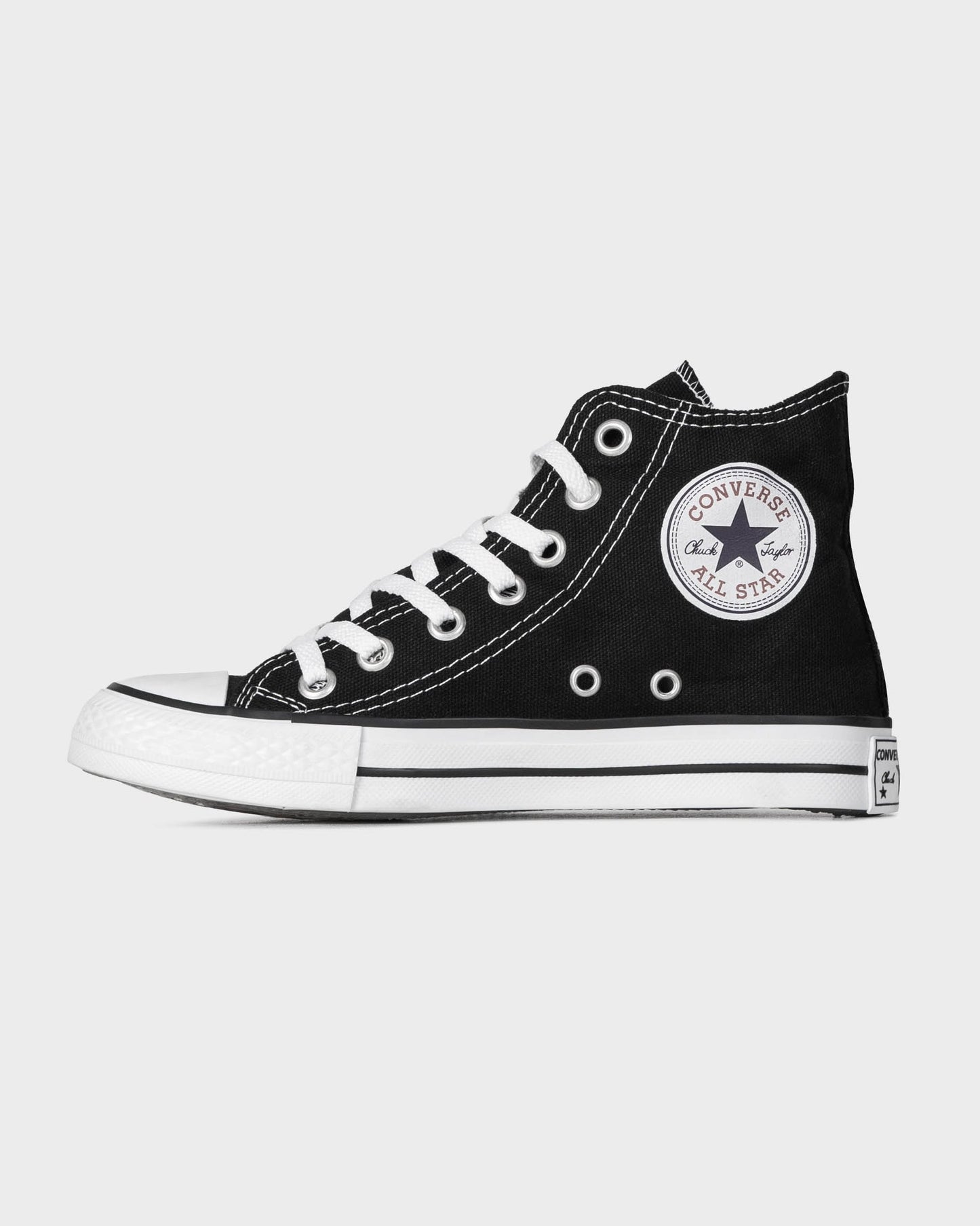 CHUCK TAYLOR CLASSICS HIGH TOP "OUTLET"