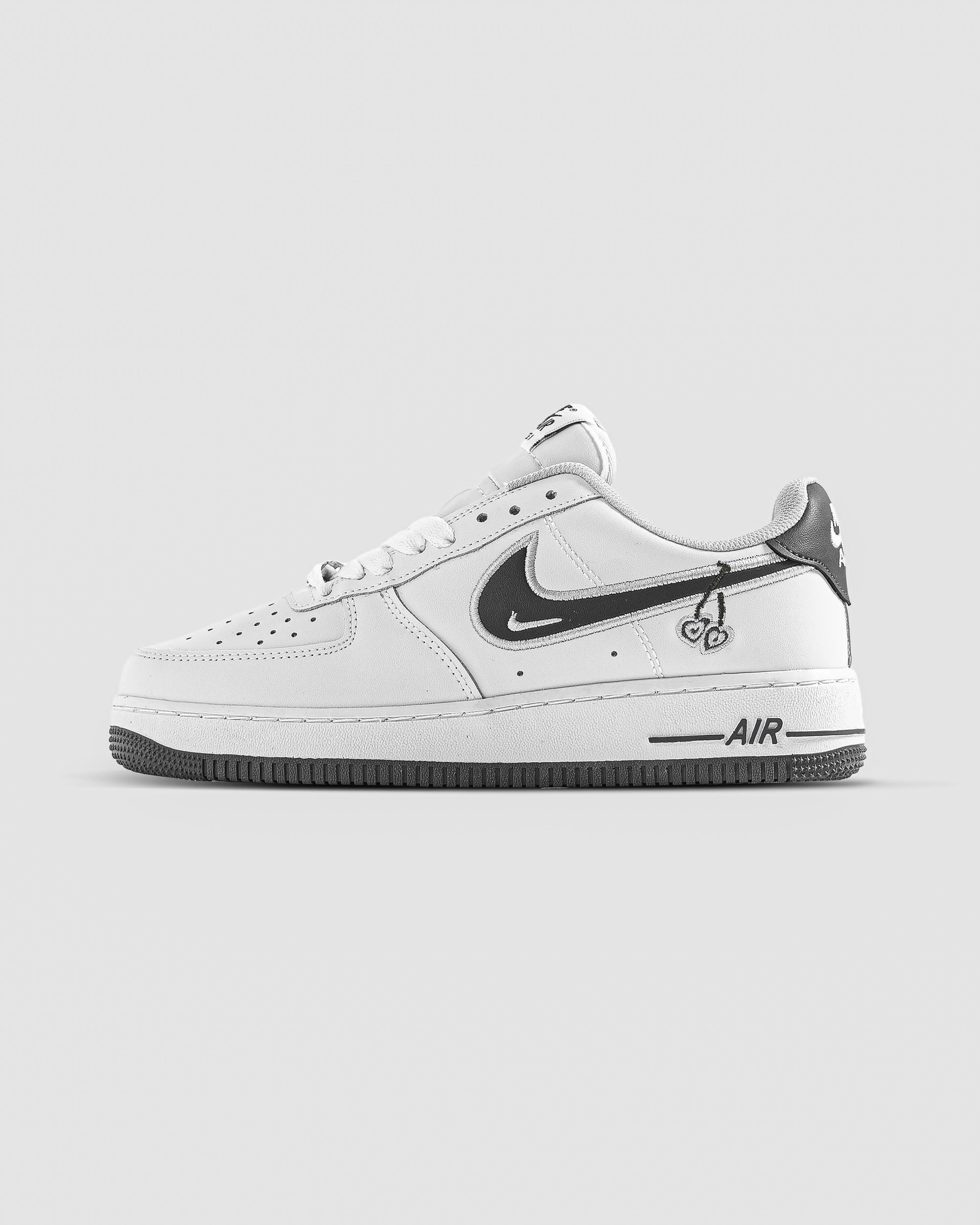 NIKE AIR FORCE 1 CHERRY SHOES