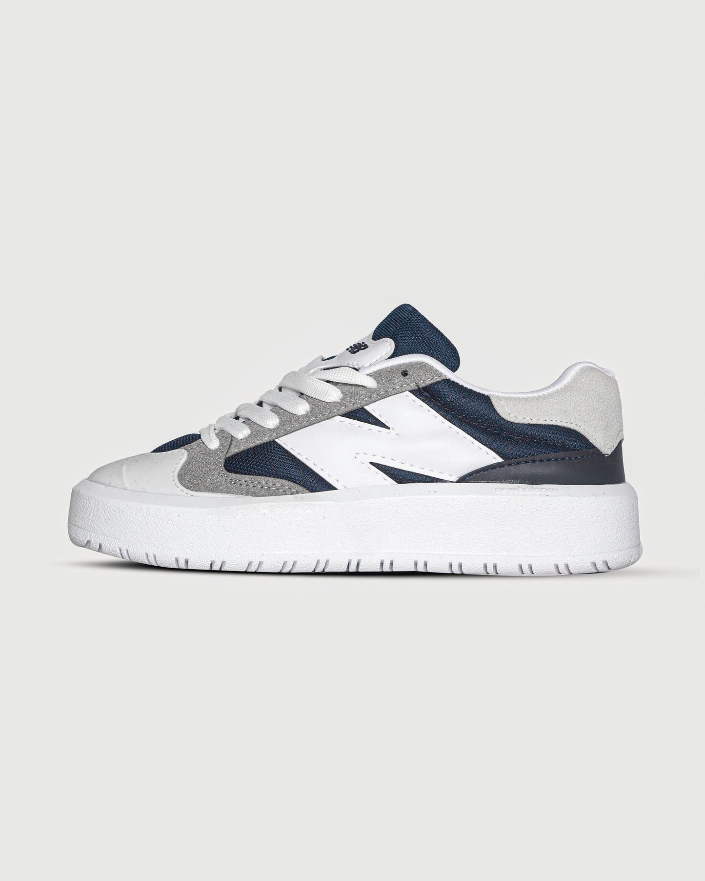 NEW BALANCE 574 CLASSICS SNEAKERS (8380228305177)