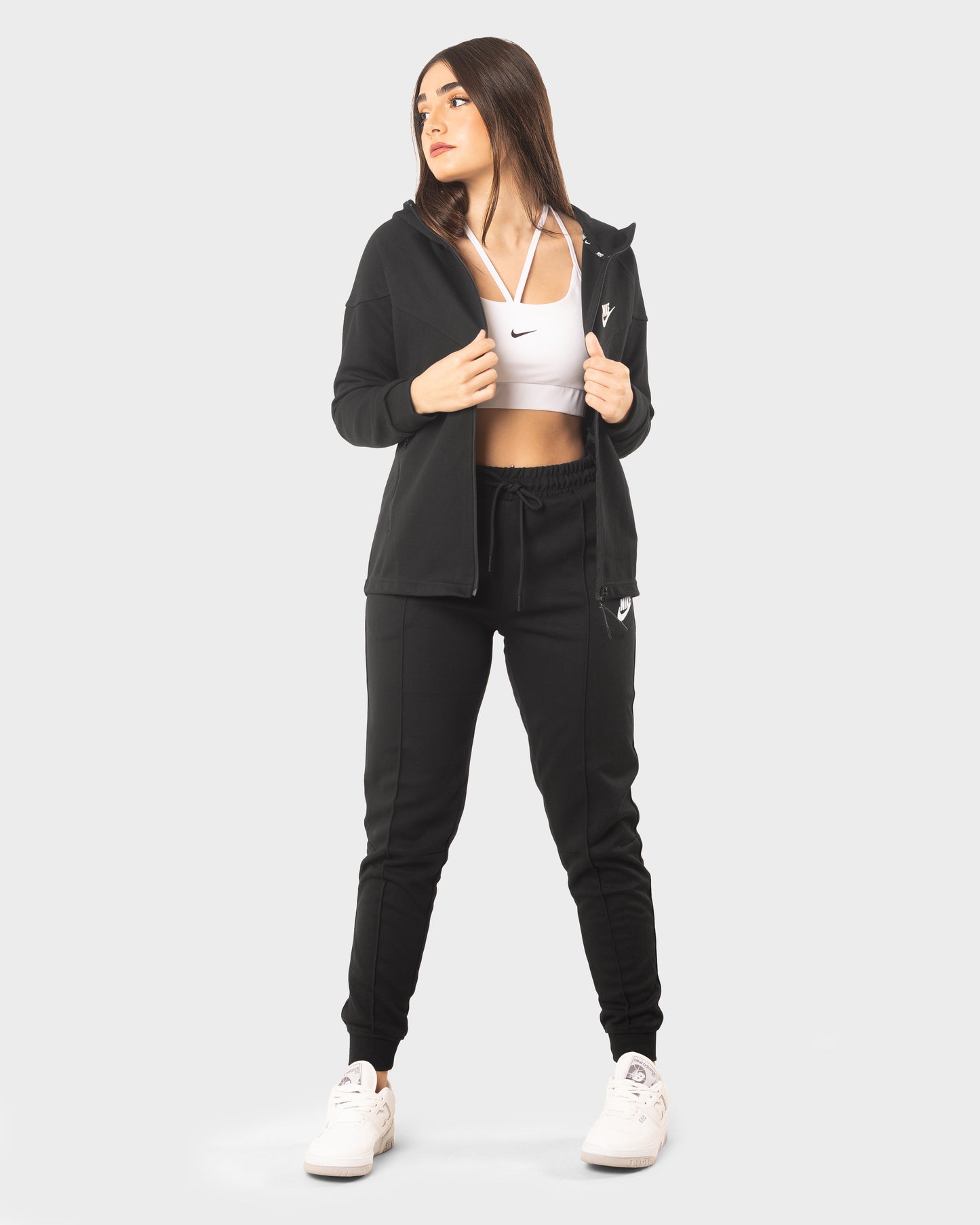 NIKE ZIP-UP TRACKSUIT