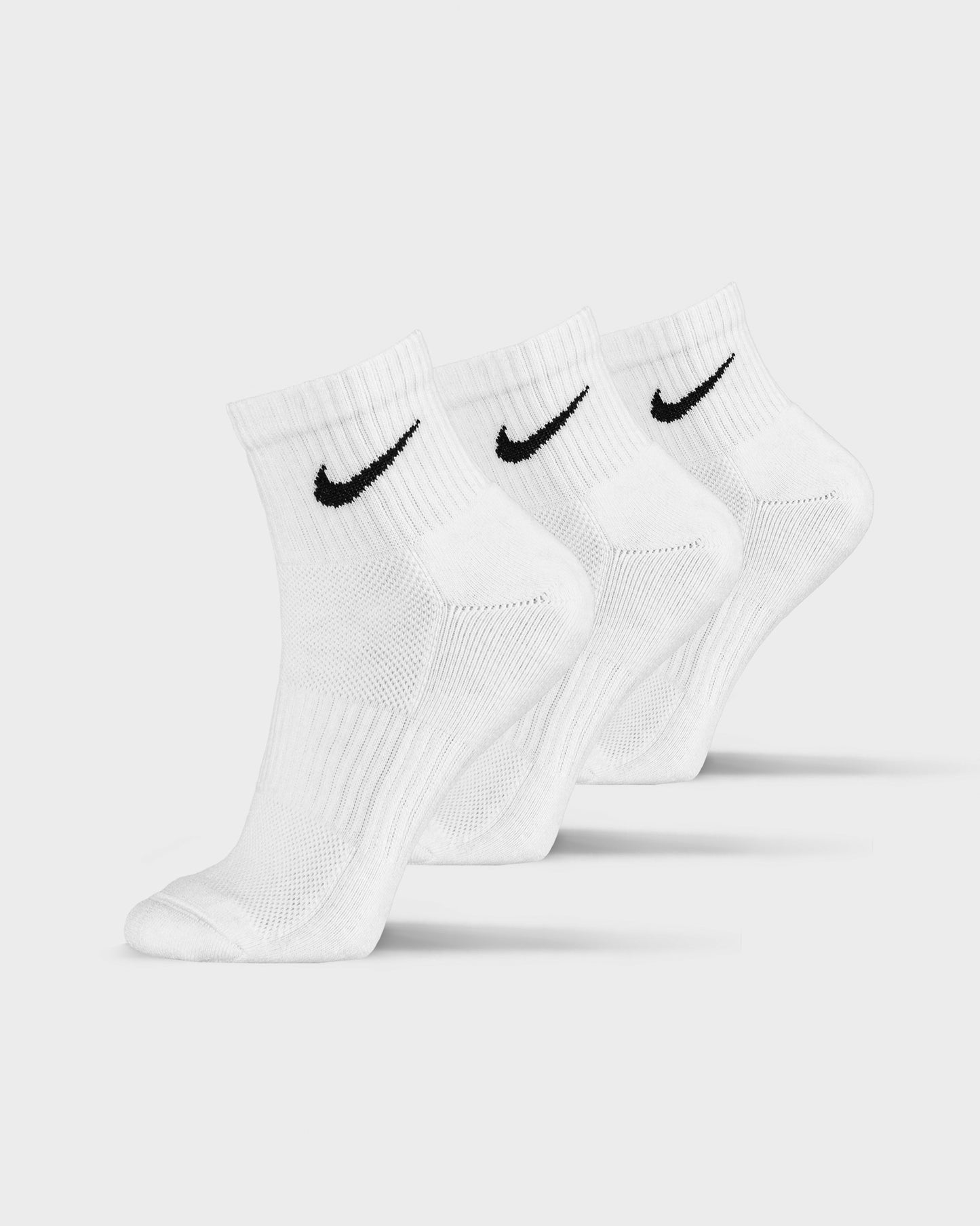 NIKE CUSHION QUARTER SOCKS