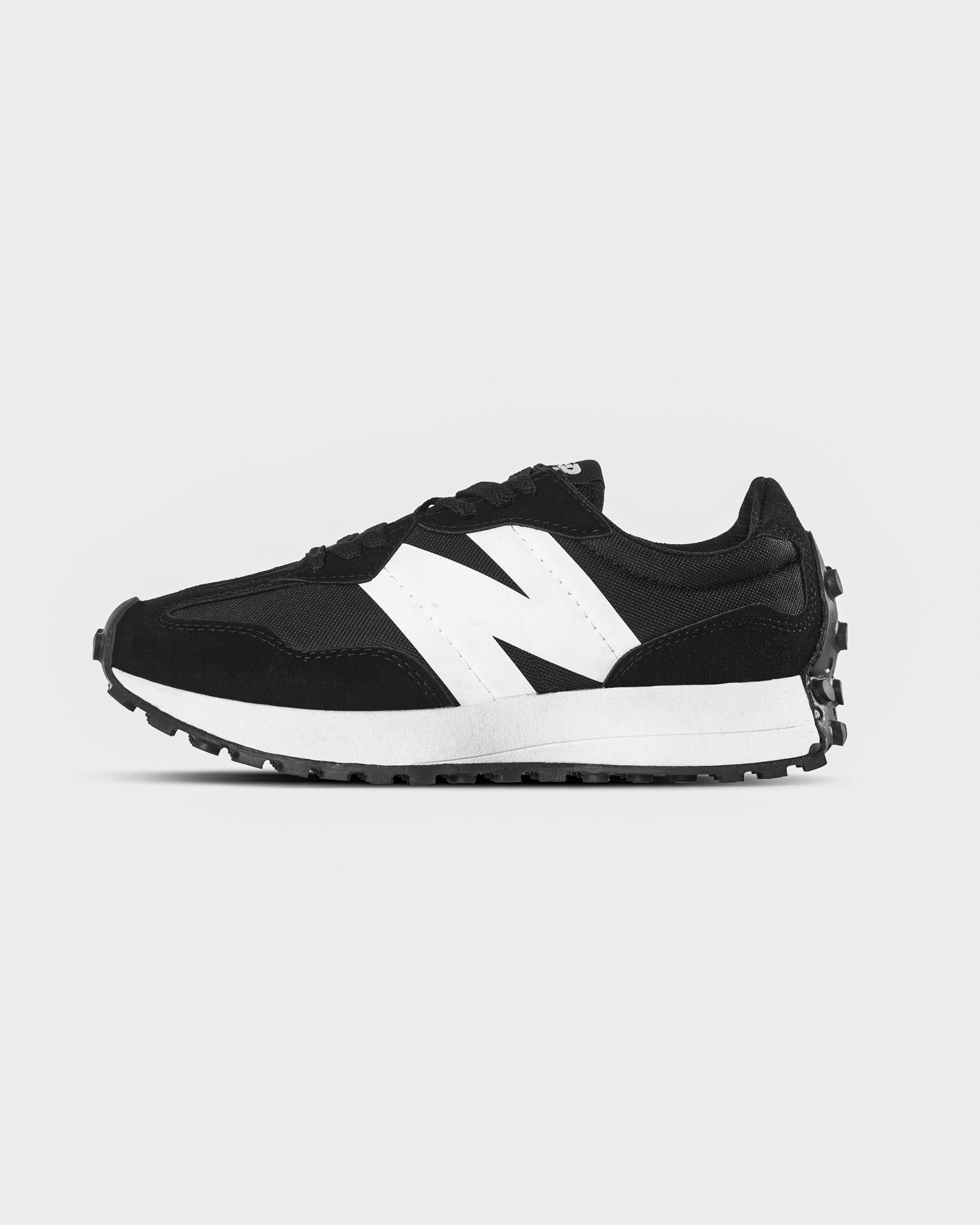 NEW BALANCE 327 RETRO SNEAKERS "OUTLET"