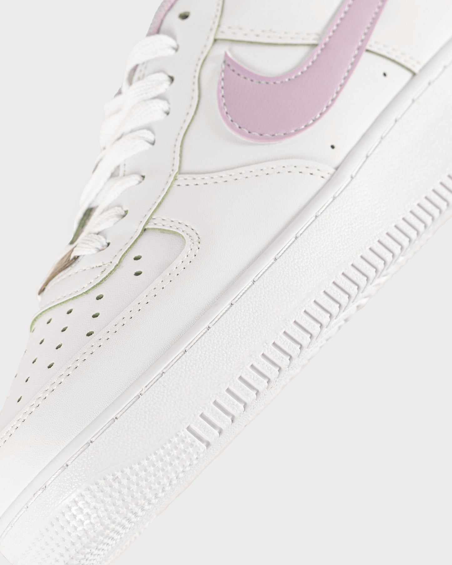 NIKE AIR FORCE 1 MODERN SHOES