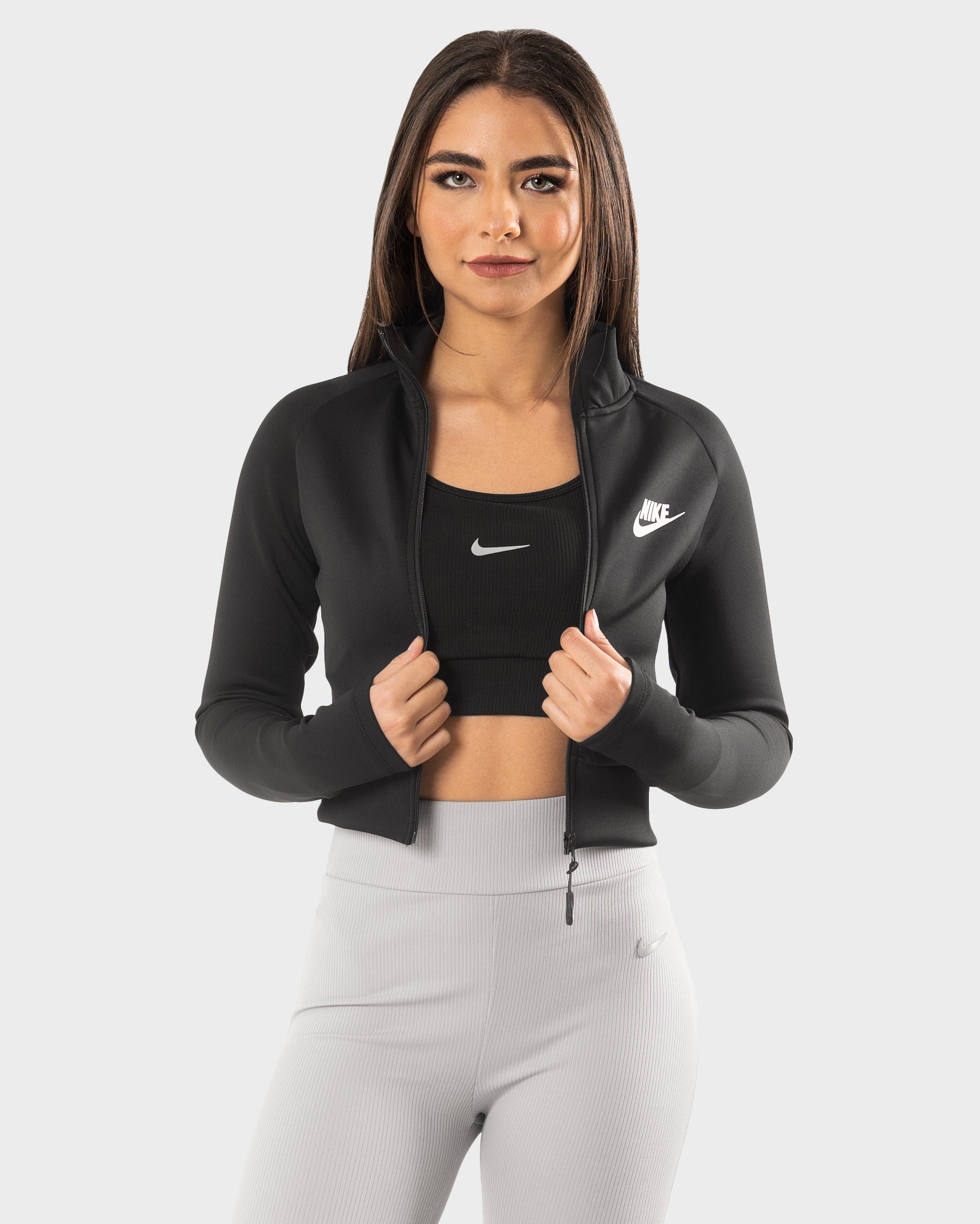 CROPPED BLACK JACKET NIKE