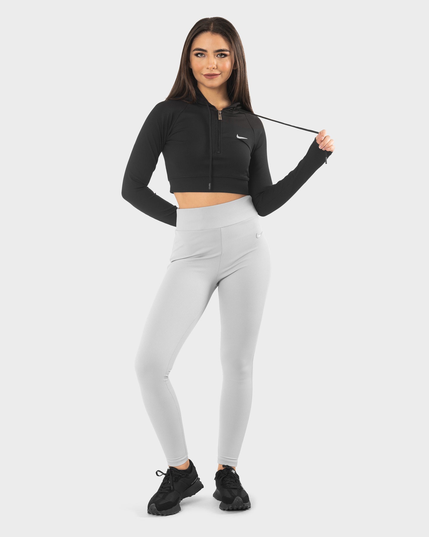 NIKE COMMITTED CROPPED TOP