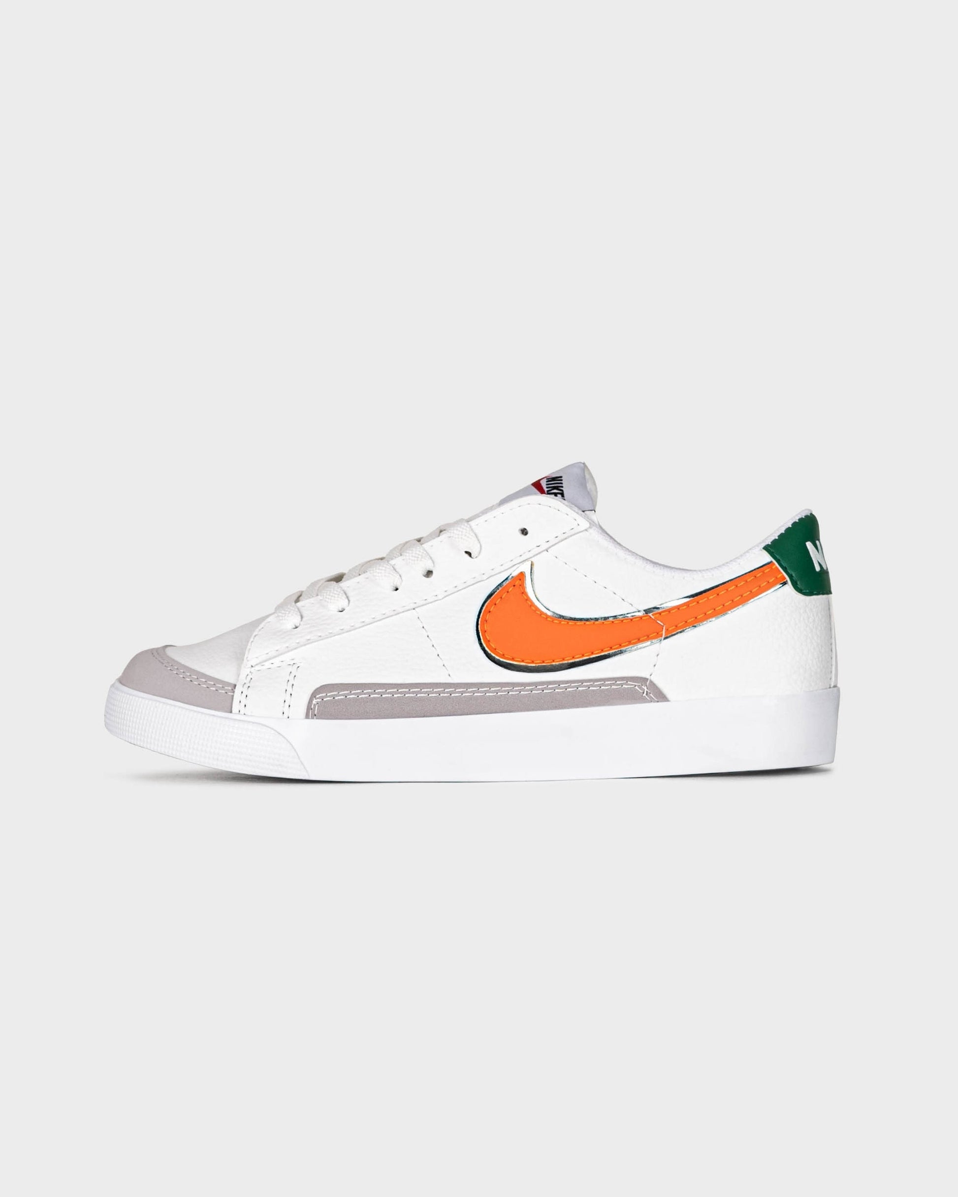 NIKE BLAZER LOW SHOES "OUTLET" (8400871883033)