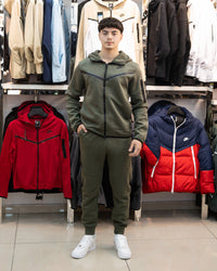 MEN'S FULL-ZIP TRACKSUIT