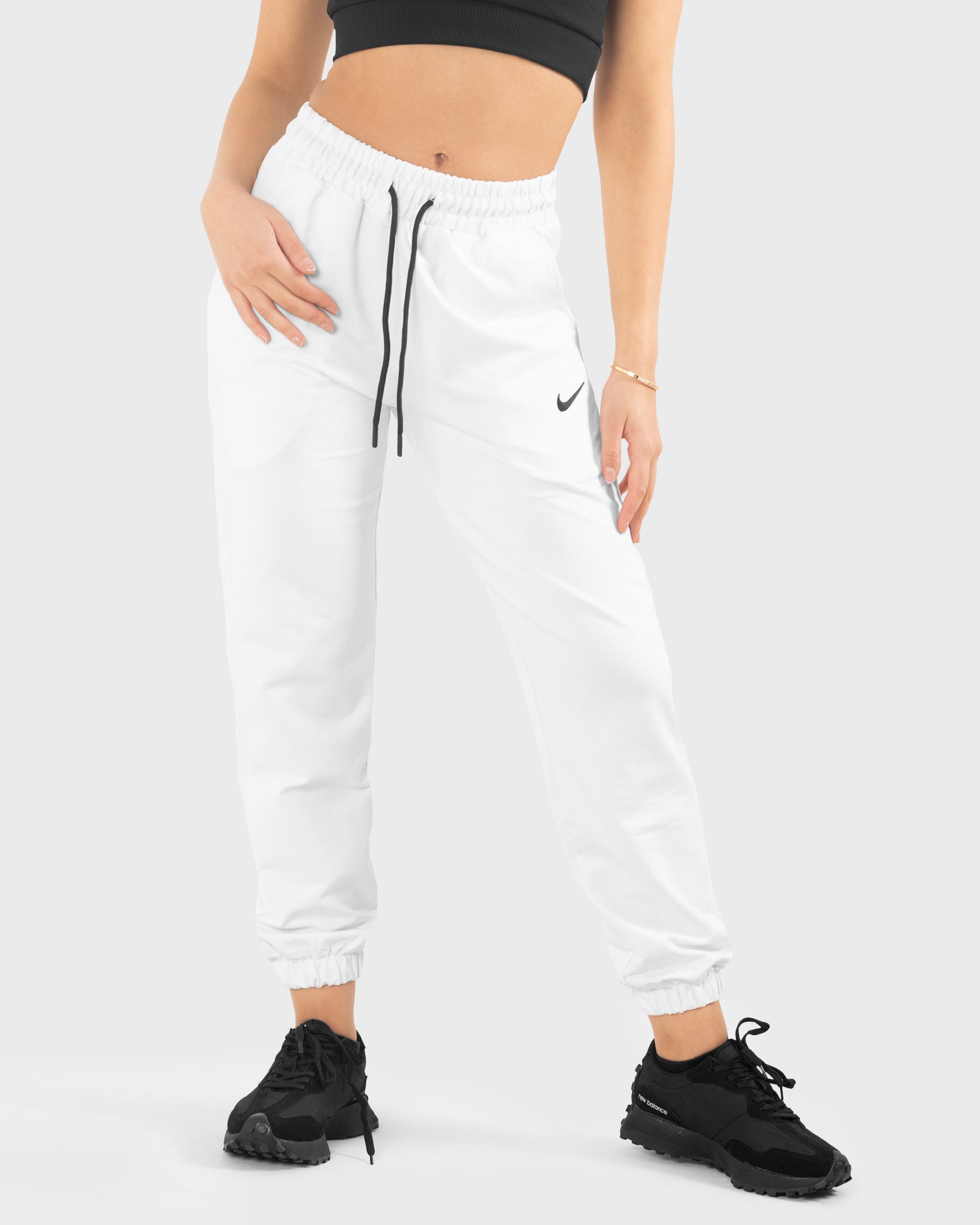 NIKE COMFY SWEAT PANTS