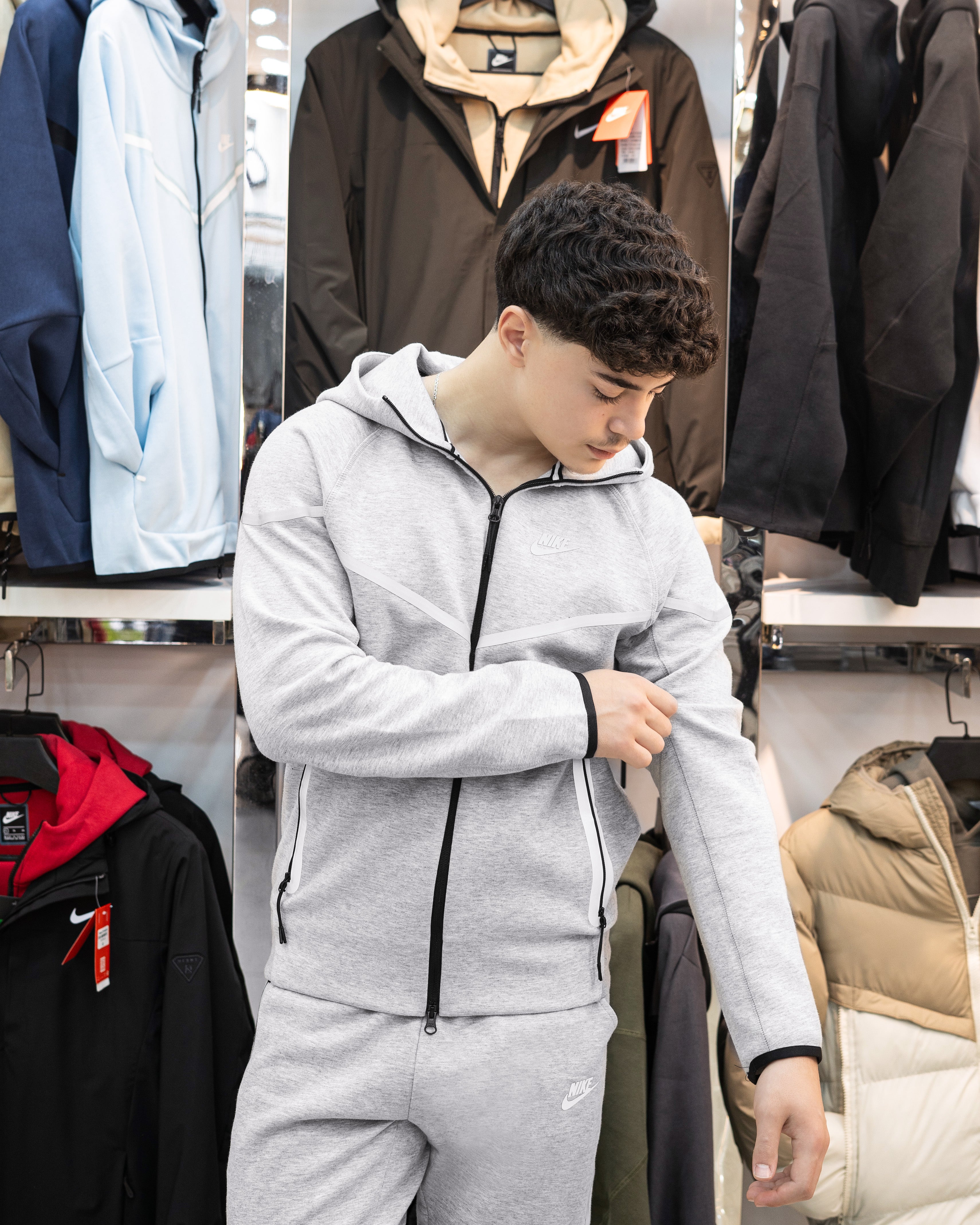 MEN'S SPORTY ZIP-UP SET