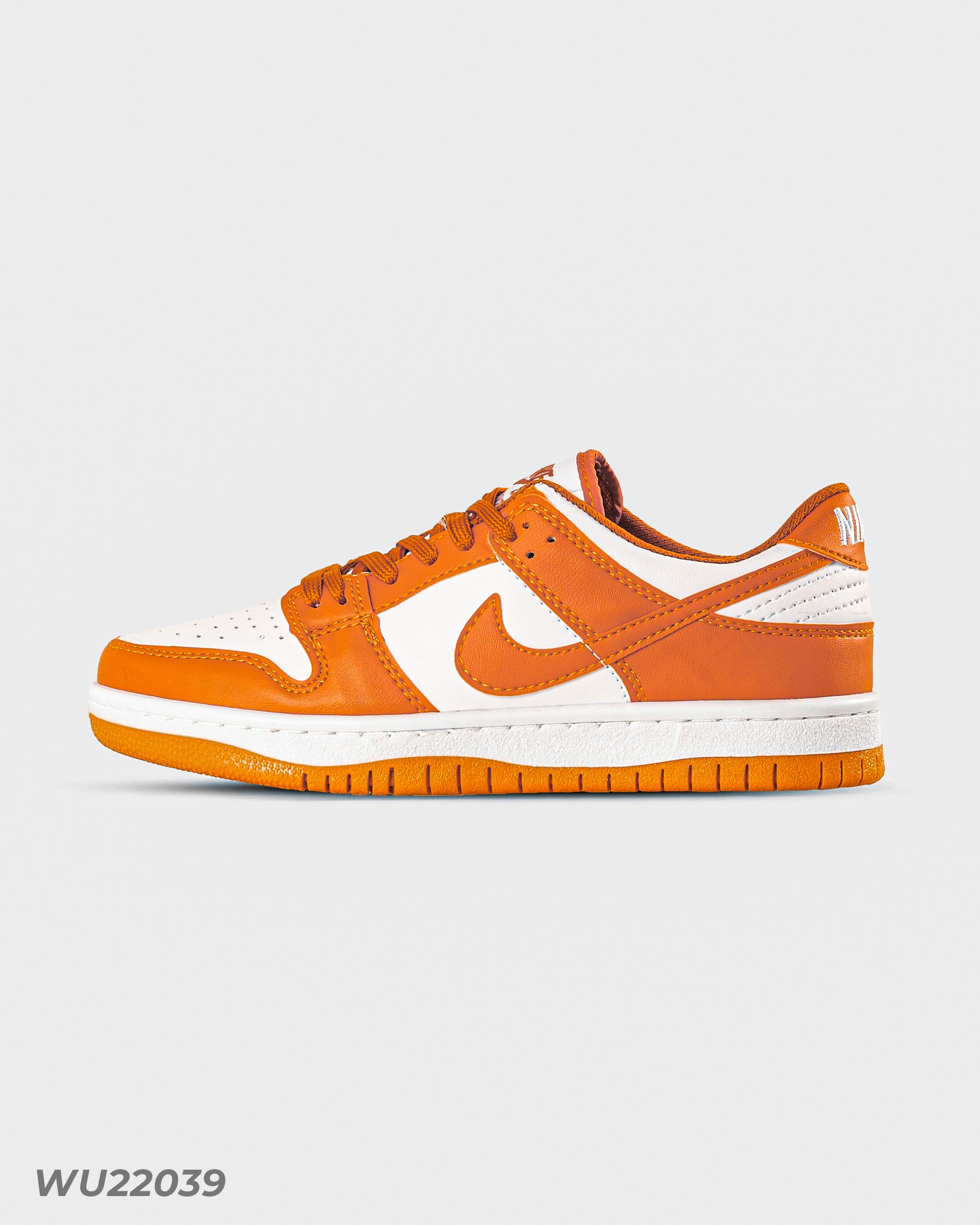 NIKE DUNK LOW SHOES