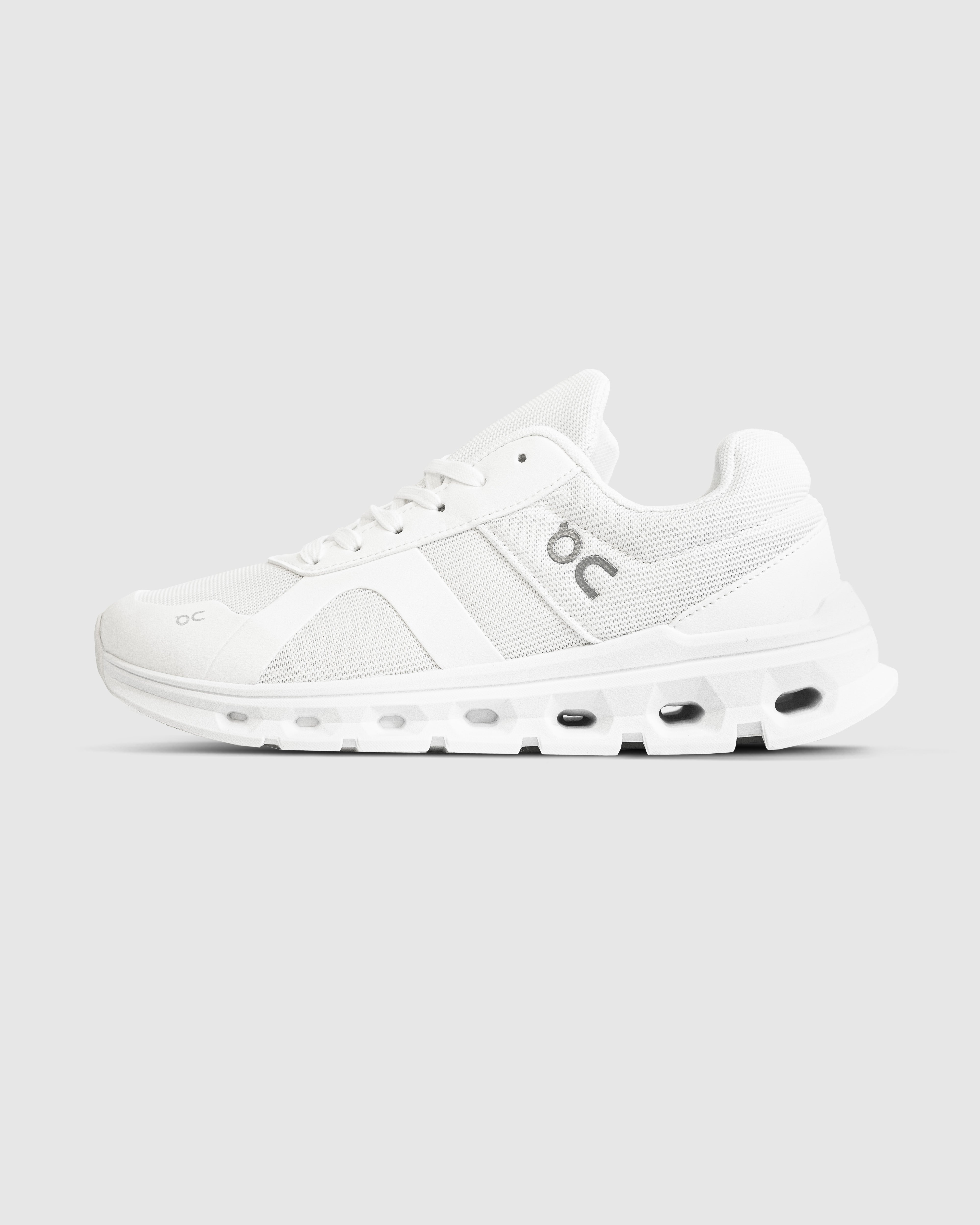 RUNNING ON CLOUD SHOES