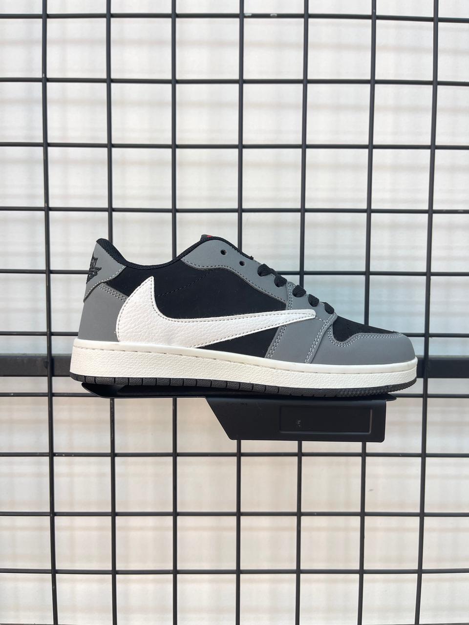 AIR JORDAN 1 LOW X TRAVIS SCOTT